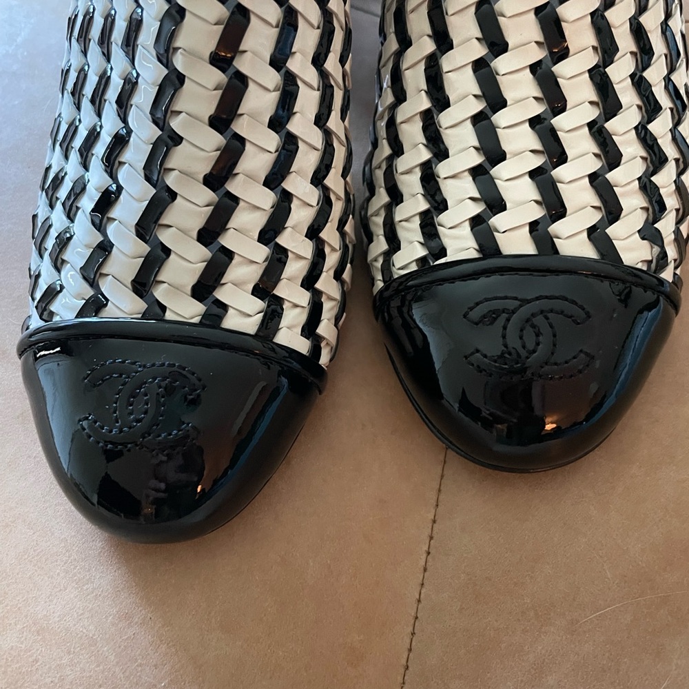 CHANEL Woven Black and White Ankle Boots